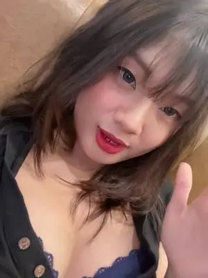 Kunjungi akun @15octt di TikTok