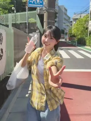 Kunjungi akun @nic_chan05 di TikTok