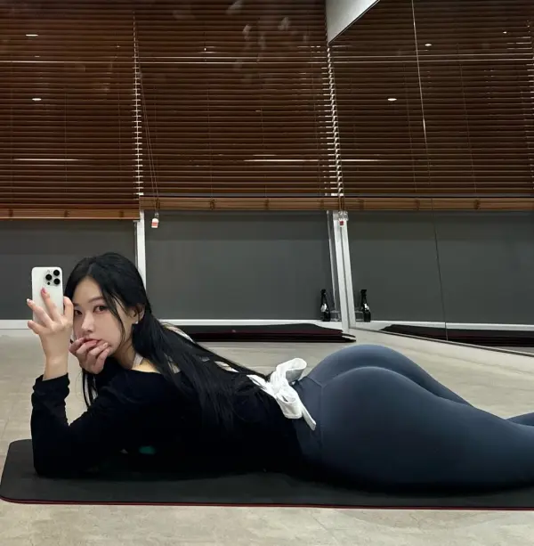 Kunjungi akun @sovely_fit di Instagram