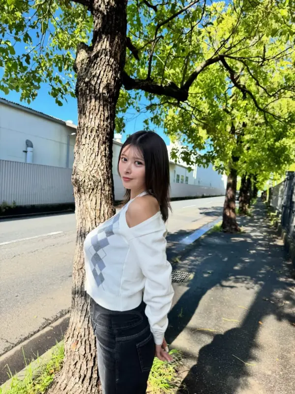 Kunjungi akun @_.yamada.aiii._ di Instagram