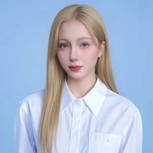 Kunjungi akun @itscarmylein di Instagram