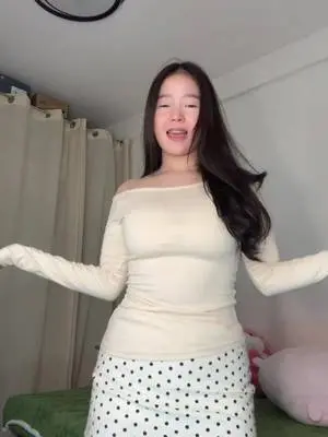 Kunjungi akun @shhhhh6533 di TikTok