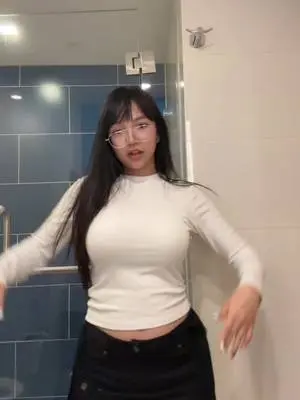 Kunjungi akun @asiatcnn di TikTok
