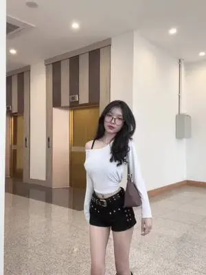 Kunjungi akun @thaingi.oo66 di TikTok