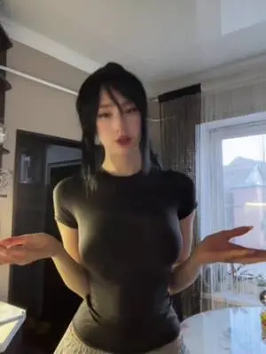 Kunjungi akun @pelmentossschaan di TikTok