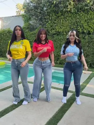 Kunjungi akun @salarrea di TikTok