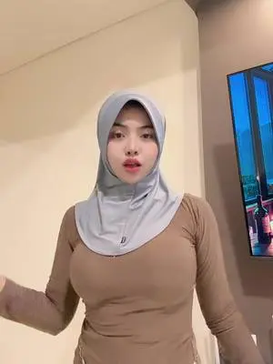 Kunjungi akun @nadyavittt di TikTok
