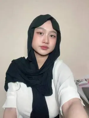 Kunjungi akun @krtikayundia._ di TikTok