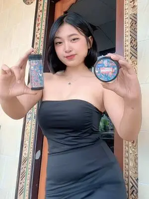 Kunjungi akun @meilanilya di TikTok