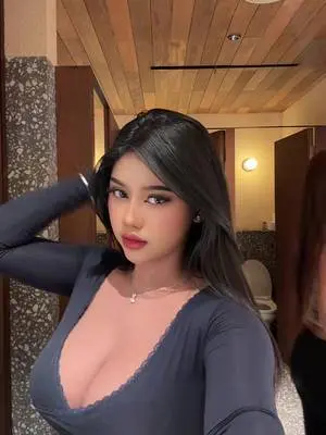 Kunjungi akun @4ngrygurl di TikTok