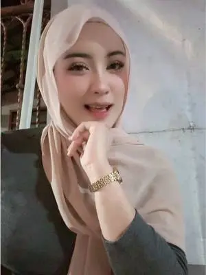 Kunjungi akun @kaylafjra di TikTok