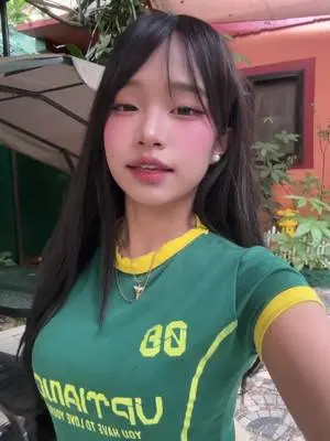 Kunjungi akun @sl_tianaaa di TikTok