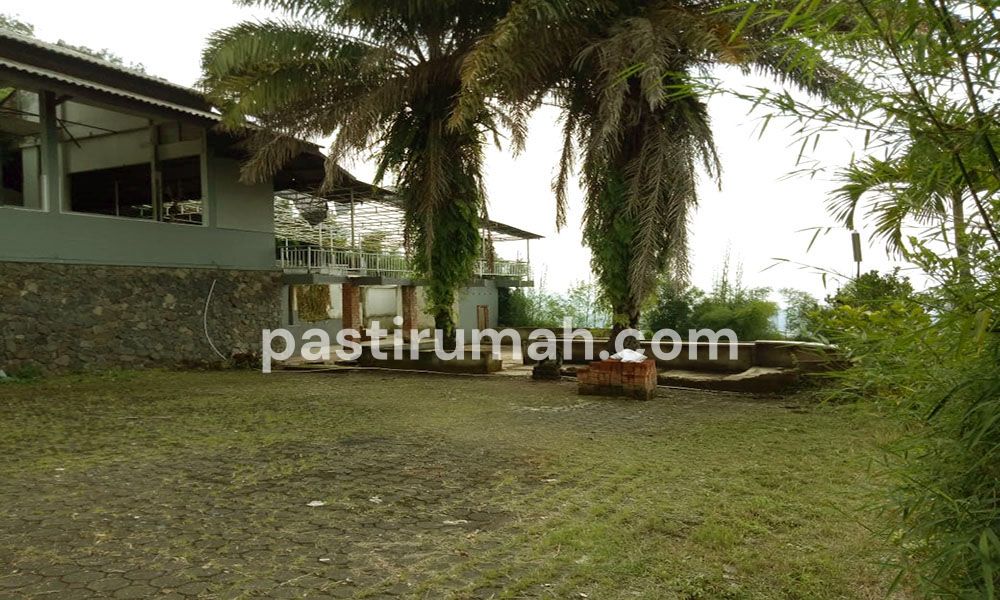 Tanah 1700 m2 SHM Muka 20 Meter View Kota Bandung di Ciburial Dago Bdg