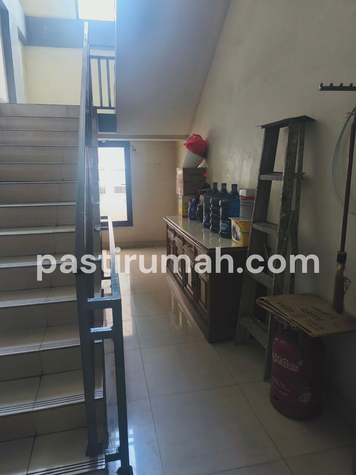 photo-1