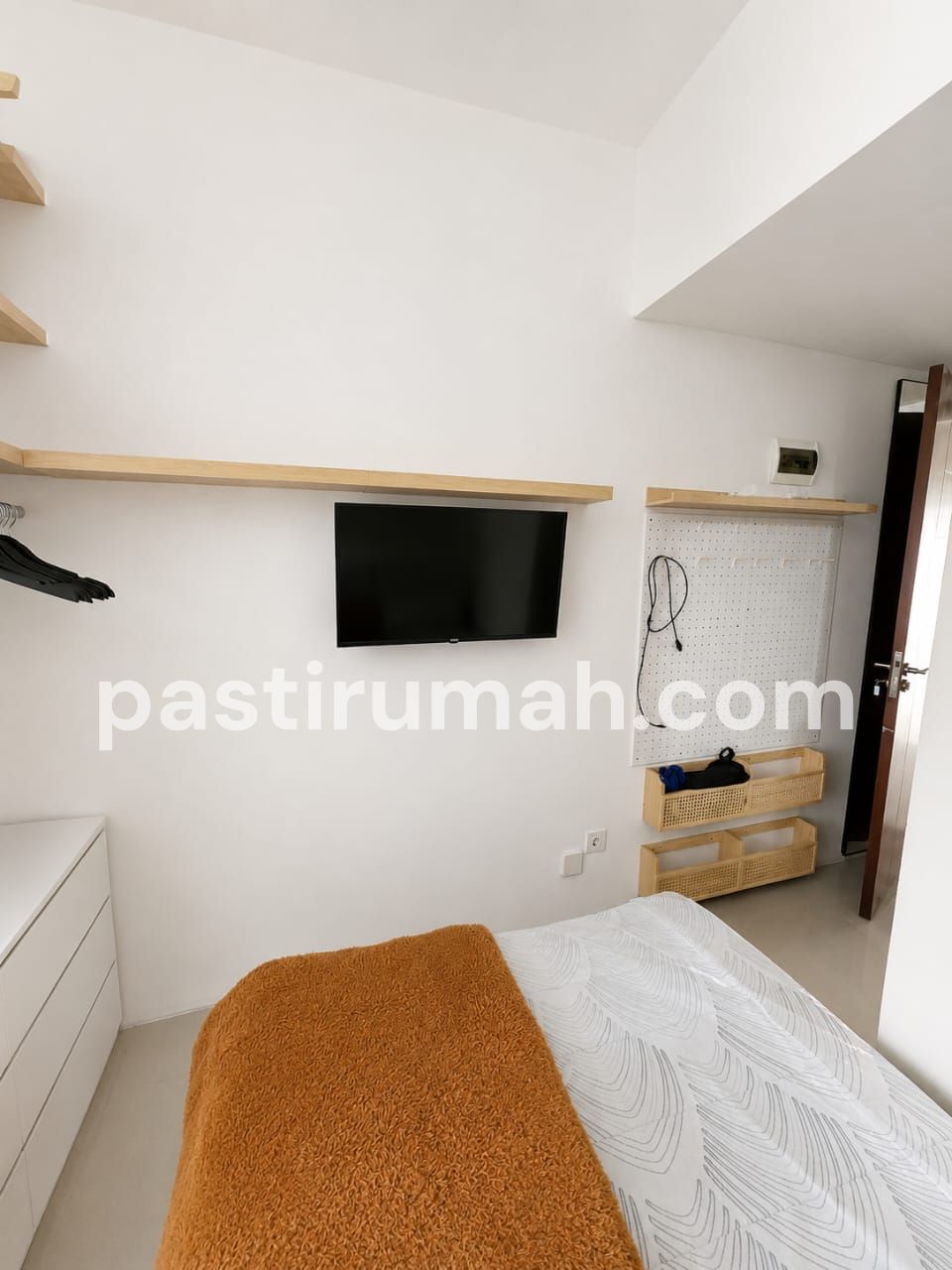 photo-1
