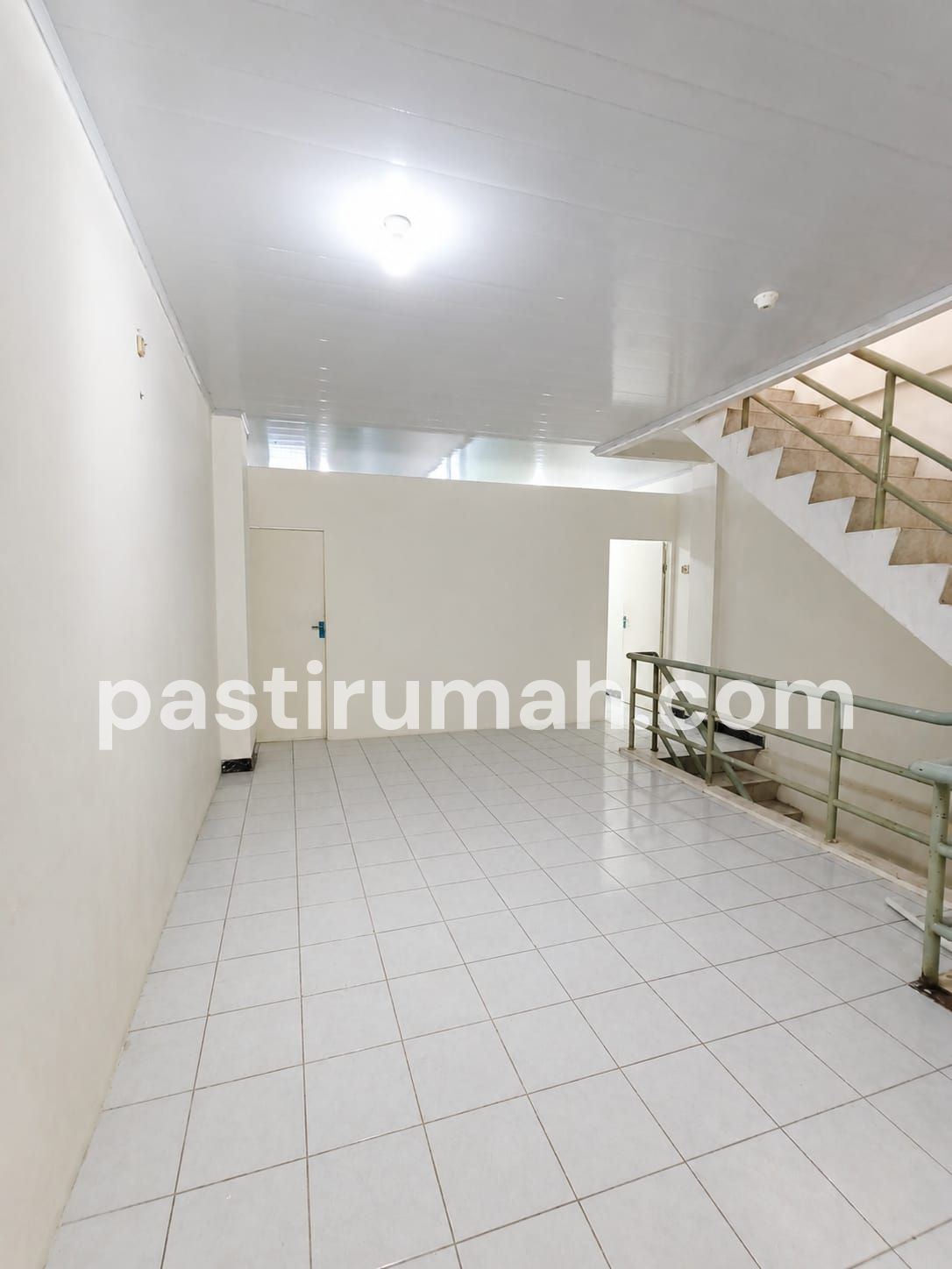 Disewa Ruko Depan Jalan Raya Tubagus Angke Jakarta Barat