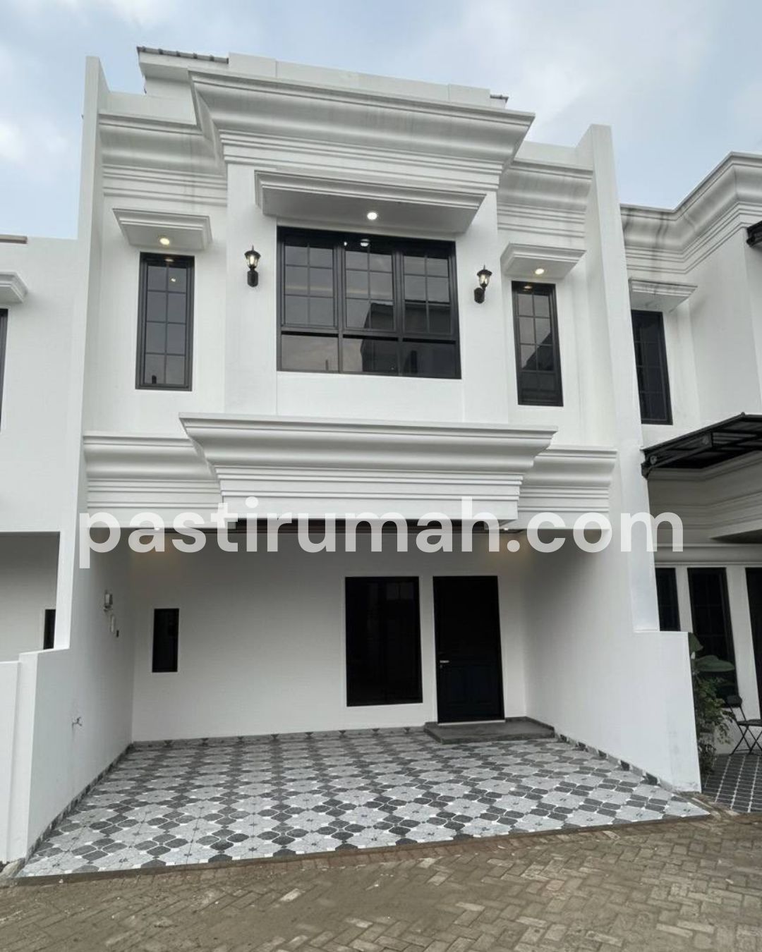 Rumah klasik modern di area Bintaro Tangsel