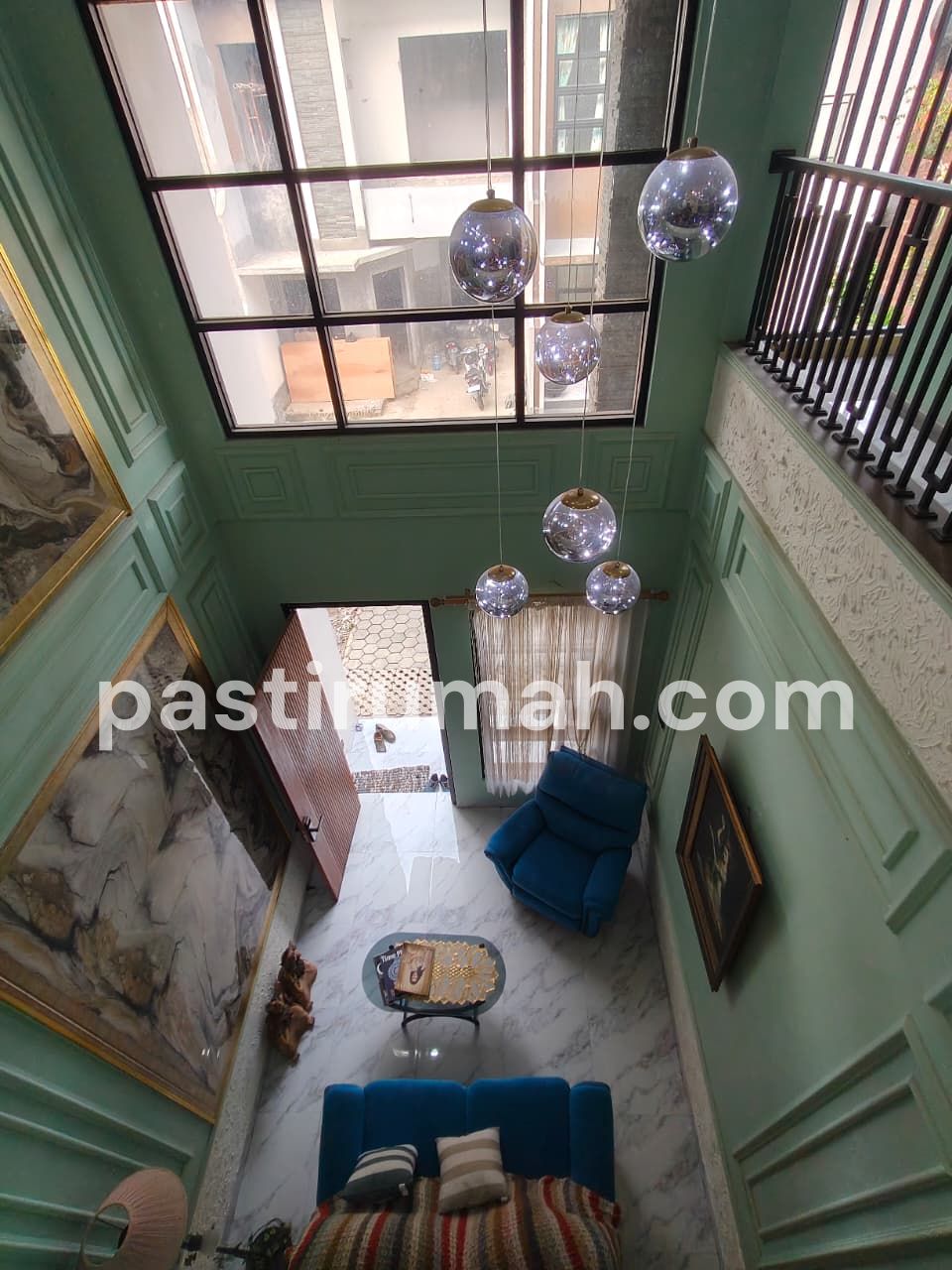 photo-1