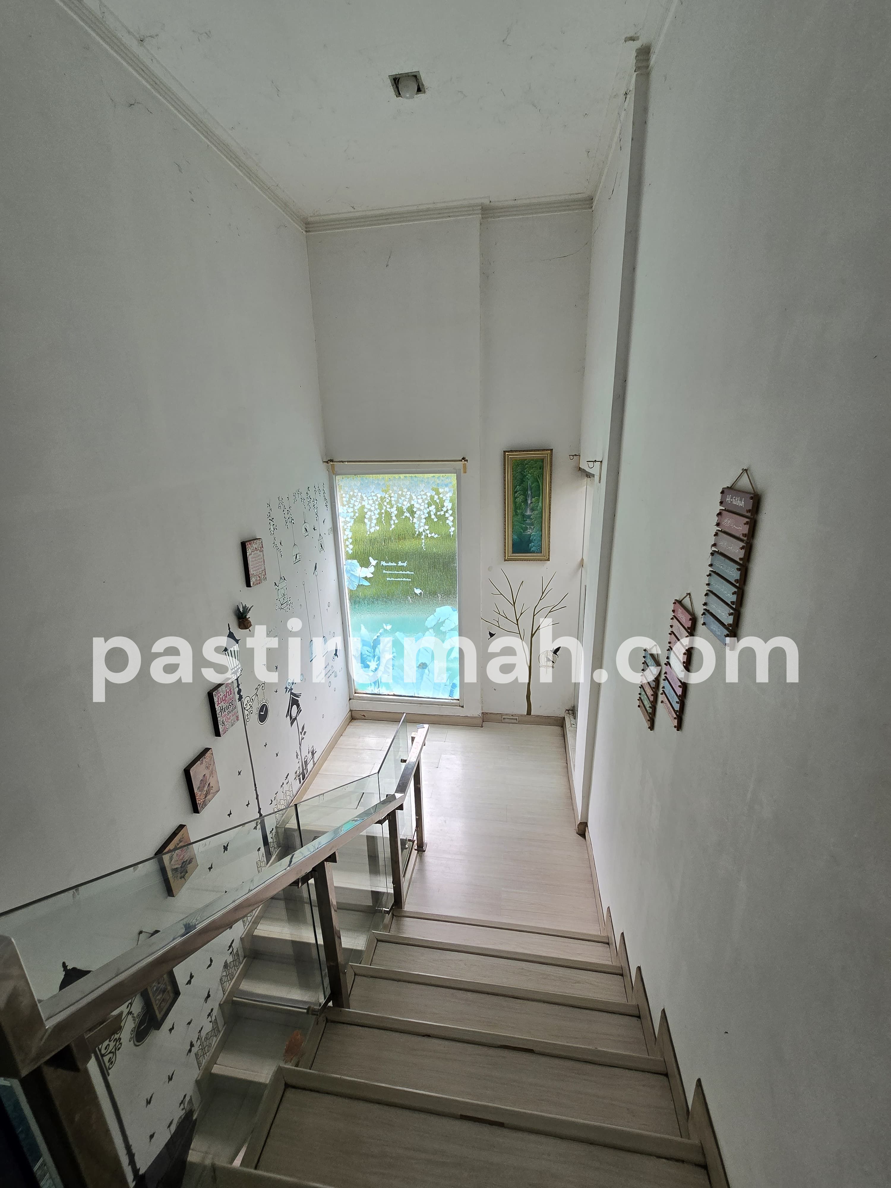 photo-1