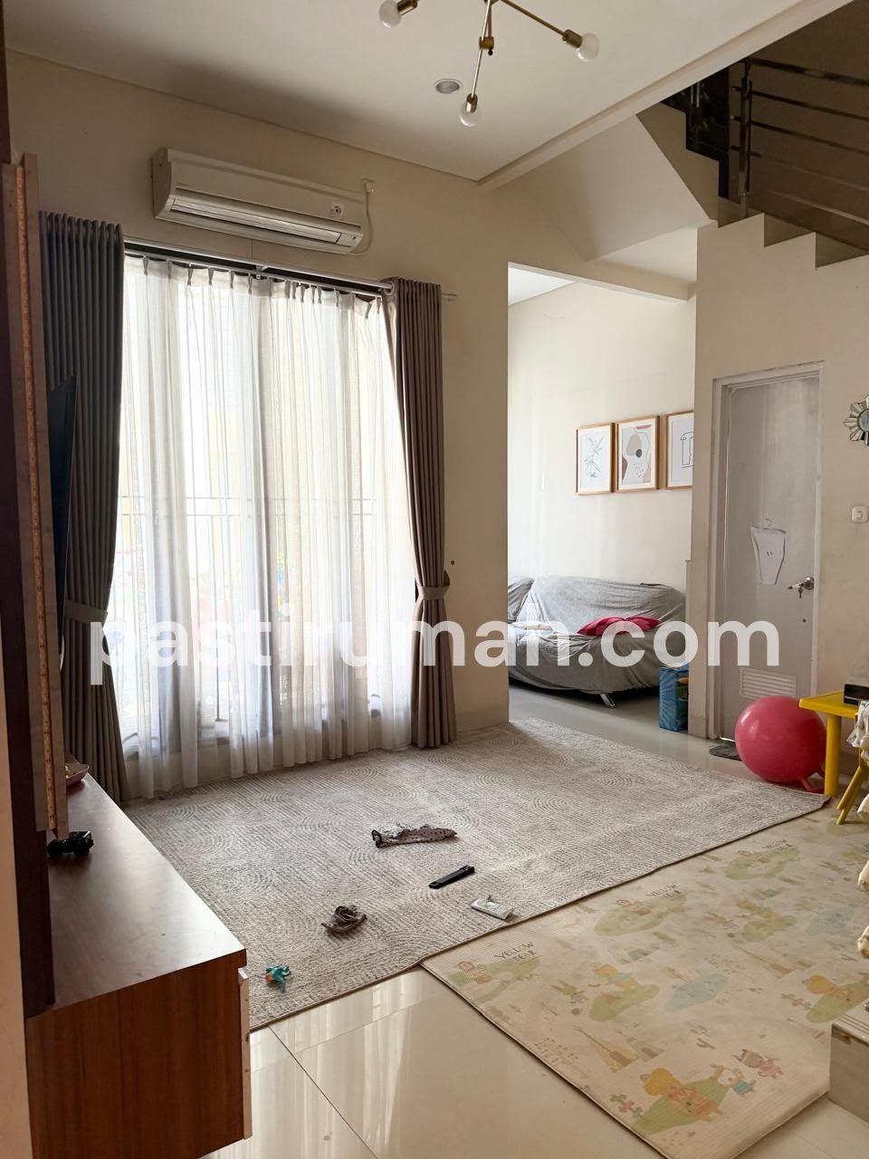 photo-1