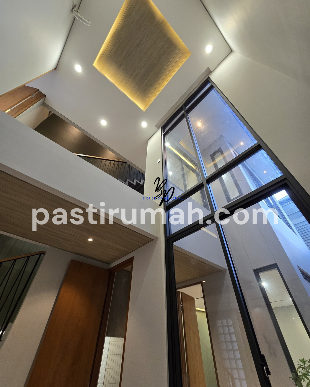 photo-1