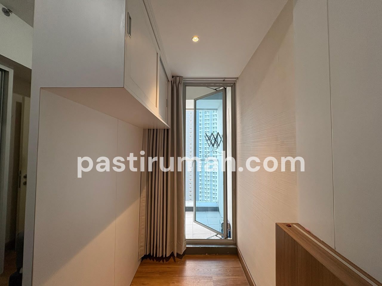 photo-1