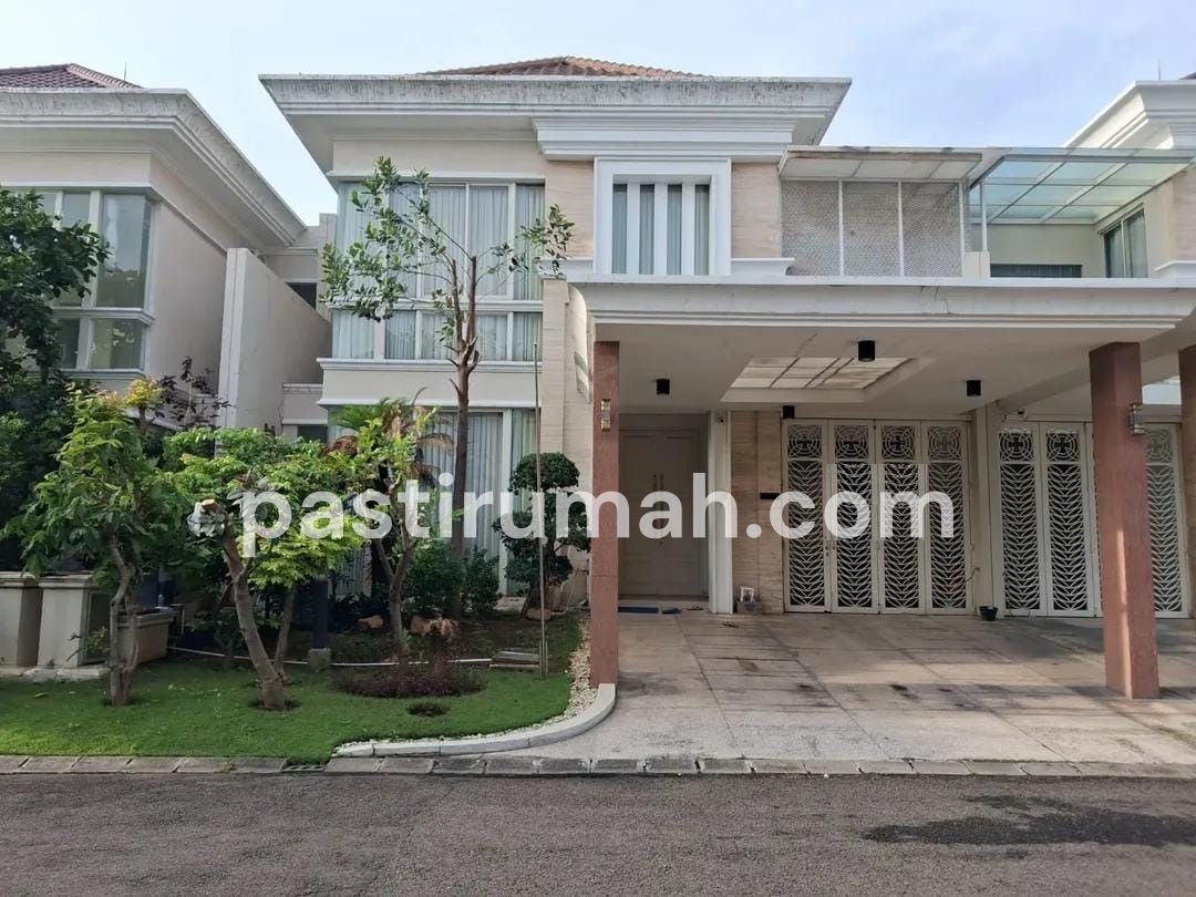 Rumah Pakuwon Indah La Riz Wood Surabaya Barat Dekat Pakuwon Mall
