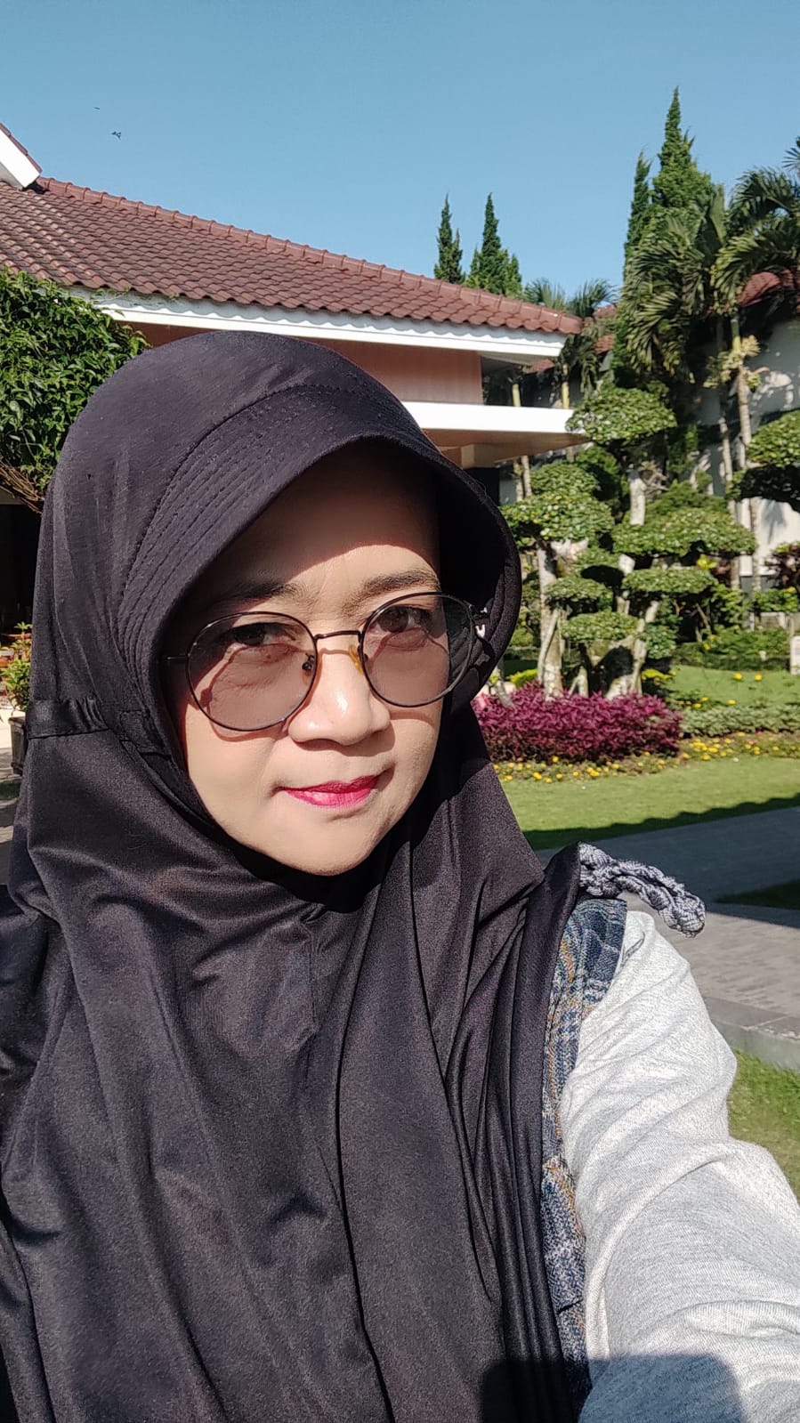 Dean era  Widyastuti  Profile Photo