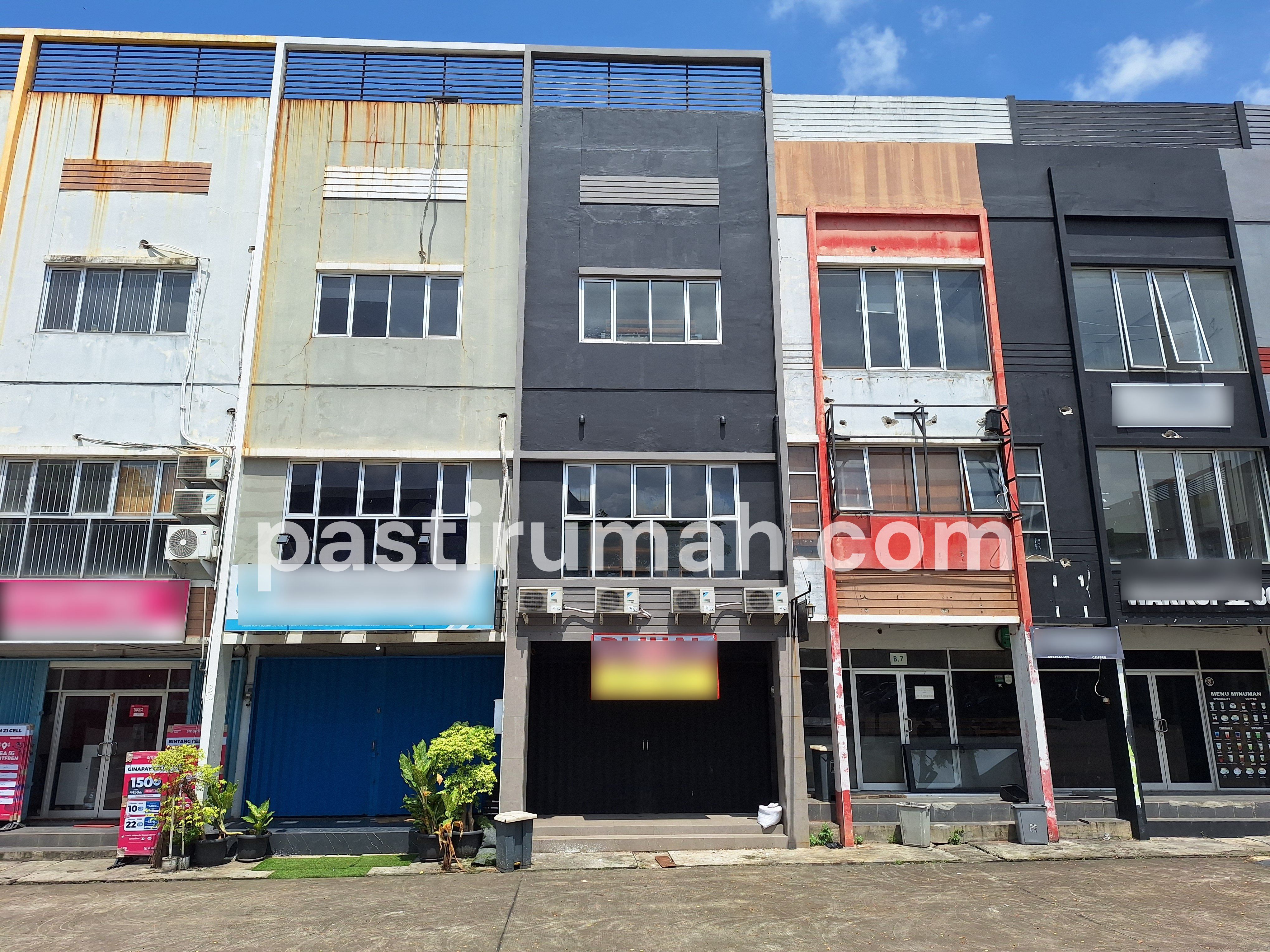 Ruko 3 Lantai Semi Furnished Di Bekasi Timur