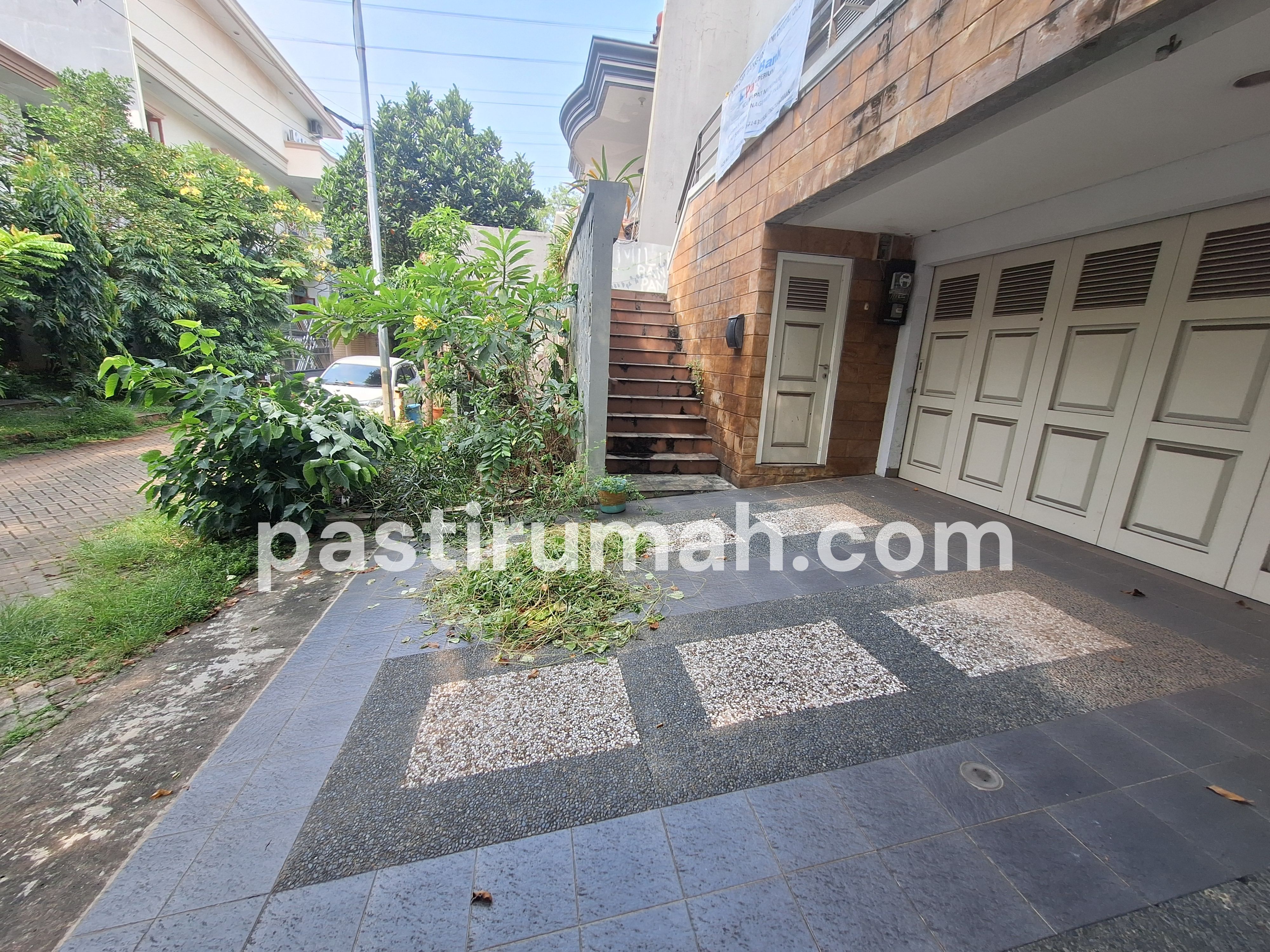 photo-1