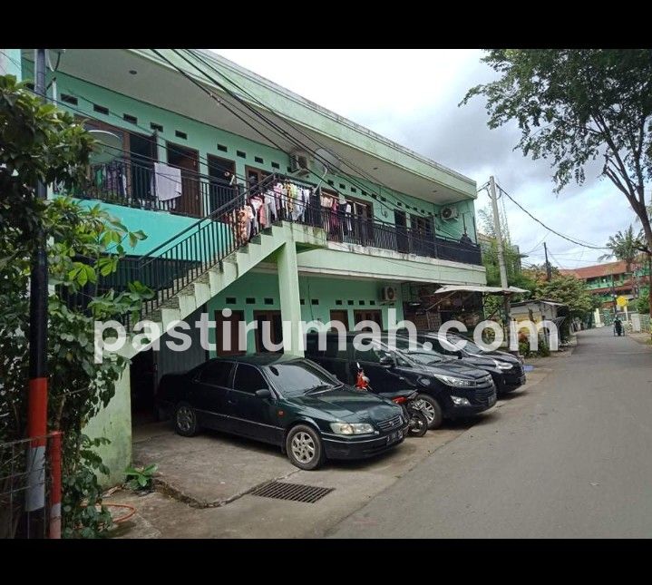 Jual kontrakan 2 lantai 7 pintu Bagus untuk investasi masa depan