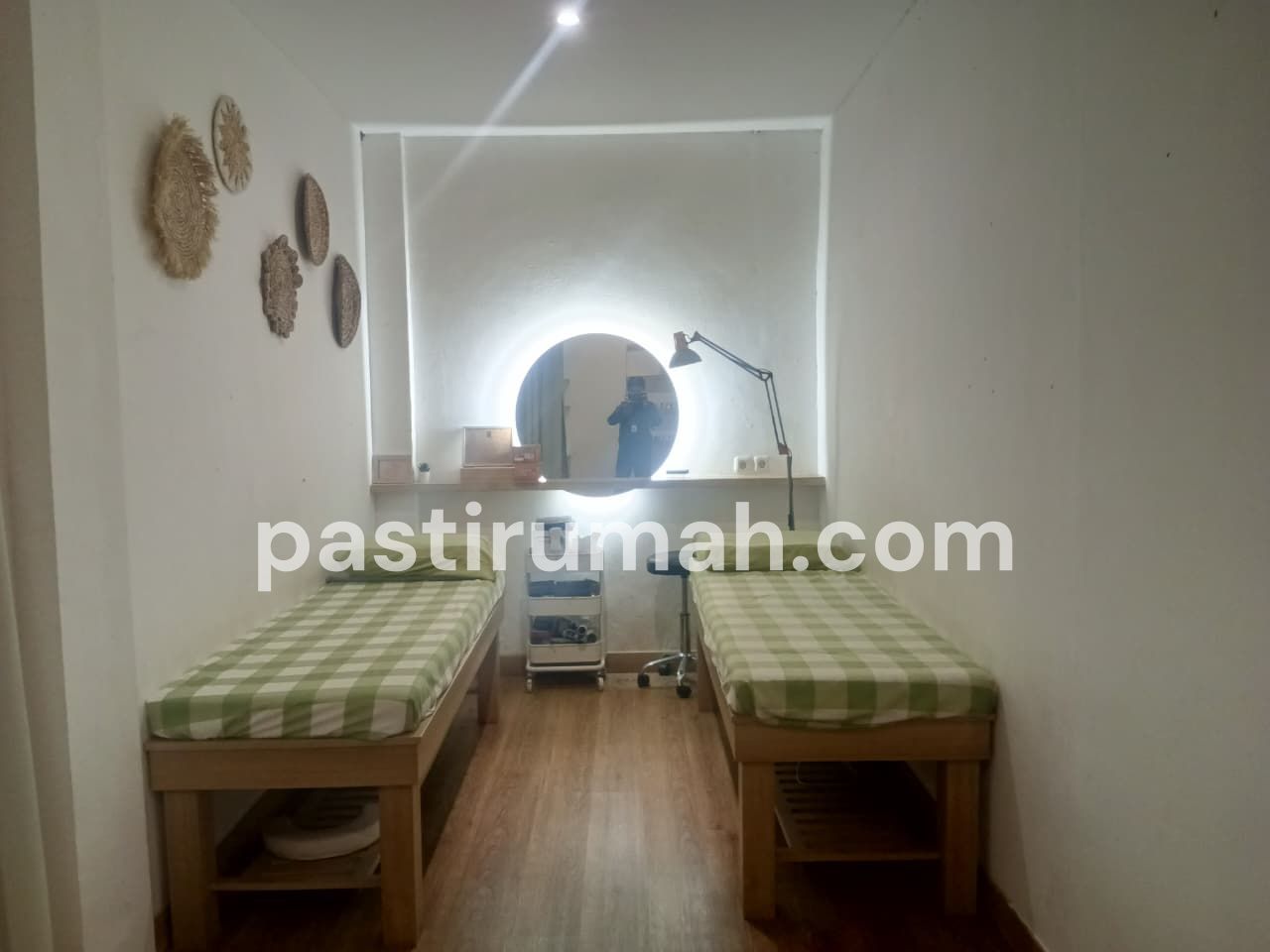photo-1