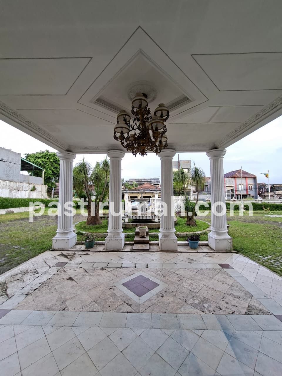 photo-1