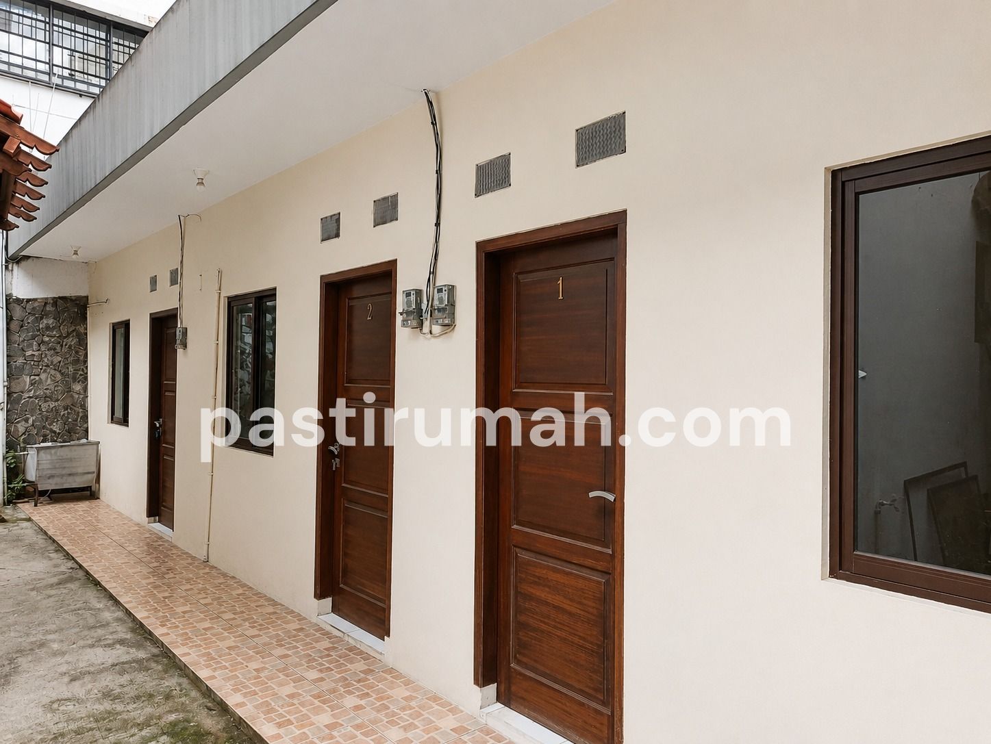 photo-1