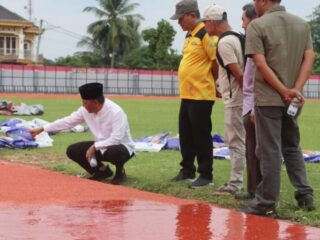 Sekda Muba Tinjau Progres Rehab Lintasan Atletik Stadion Serasan Sekate