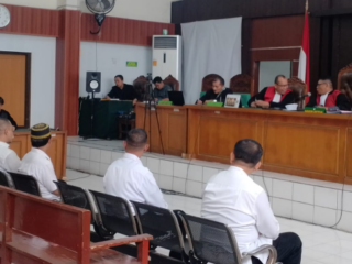 Korupsi Santan, Eks Kadis PMD Muba Cs Jalani Sidang Dakwaan