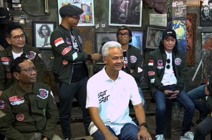 Ganjar Pranowo Saat Hadiri Deklarasi Bersama Slank (Slank Resmi Dukung Ganjar Mahfud).