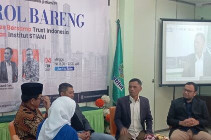 Aznil Tan, Salah Satu Inisiator dan Ketua Alumni Mercu Buana Yang Telah Mengeluarkan Petisi Meruya Tatkala Ditanyakan Mengenai Bansos Yang Diterima Masyarakat Indonesia Di Bilangan Jakarta Selatan.