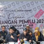 Pernyataan Sikap Dan Konferensi Pers Dugaan Kecurangan Pemilu 2024 Di DPP Partai Ummat, Kawasan Tebet, Jakarta Selatan (Kamis, 22 Februari 2024).