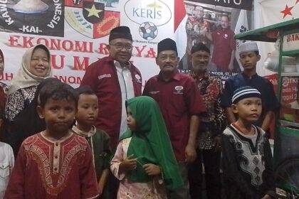 Wamenaker Ir. Afriansyah Noor Dimandati Sebagai Ketua Dewan Pelindung KERIS Tatkala Hadir Di Buka Puasa Bersama Dan santuNan Anak Yatim KERIS Di Kawasan Cempaka Putih.