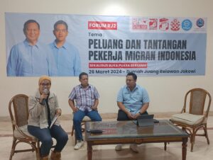 Forum Rumah Juang Relawan Jokowi (RJ2) menggelar diskusi dengan tema Peluang dan Tantangan Pekerja Migran Indonesia di Kantor RJ2 di Jln Kemang Selatan Jakarta,  Pada Selasa (26/3/24).