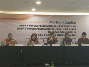 Dewan Direksi PT Bank Capital, Tbk Saat Mengadakan Public Expose (Paparan Publik) di Salah Satu Hotel di Jakarta Pada Kamis, 27 Juni 2024.