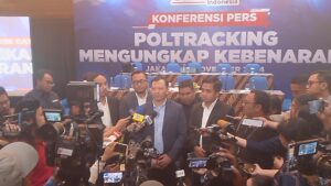 Hanta Yuda Saat Memberikan Keterangan Pers Terkait Sikap Poltracking Indonesia Menilai Keputusan Yang Diberikan Dewan Etik Perkumpulan Survei Opini Publik Indonesia (Persepi) Atas Hasil Survei Elektabilitas Calon Gubernur dan Calon Wakil Gubernur Jakarta Periode Oktober 2024.