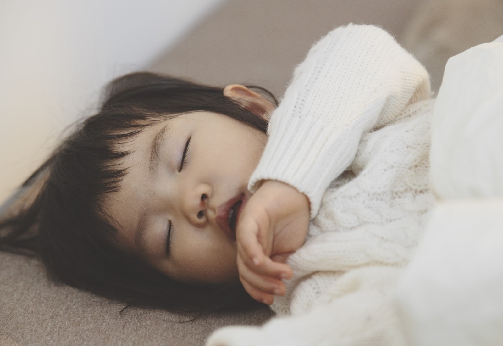 Si Kecil Kerap Mendengkur? Kenali Bahaya Mendengkur pada Anak