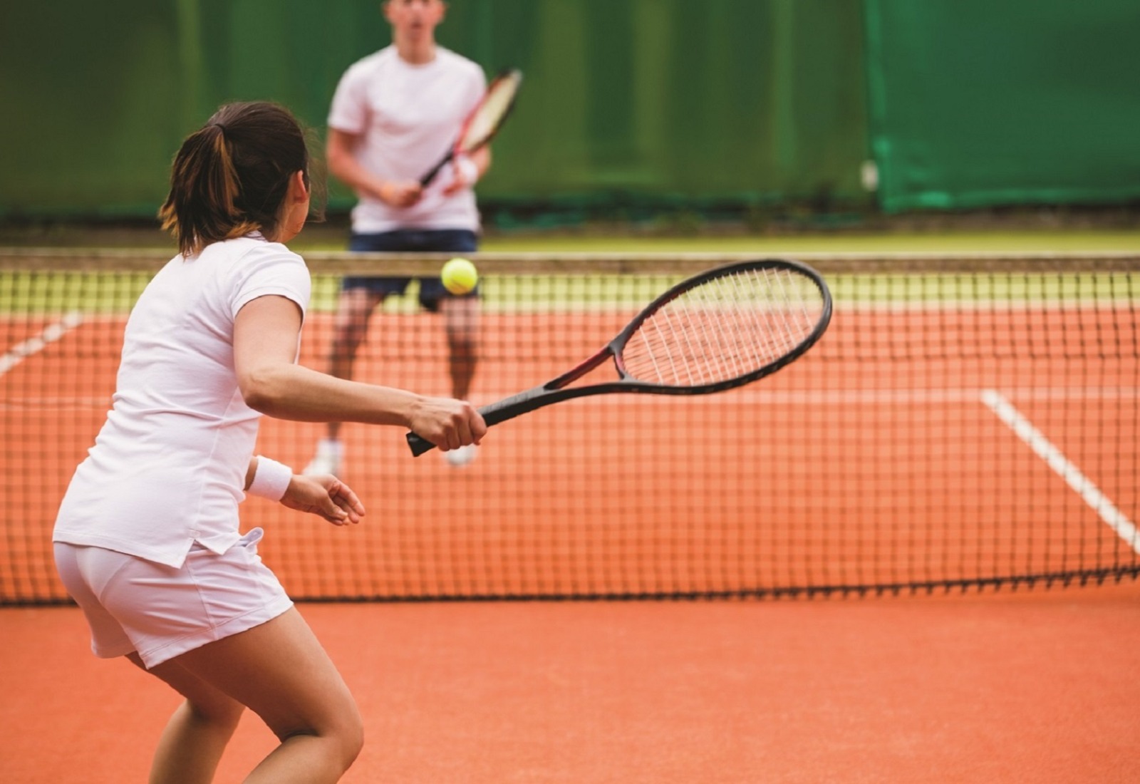 Beware of Injuries Threatening Tennis Players