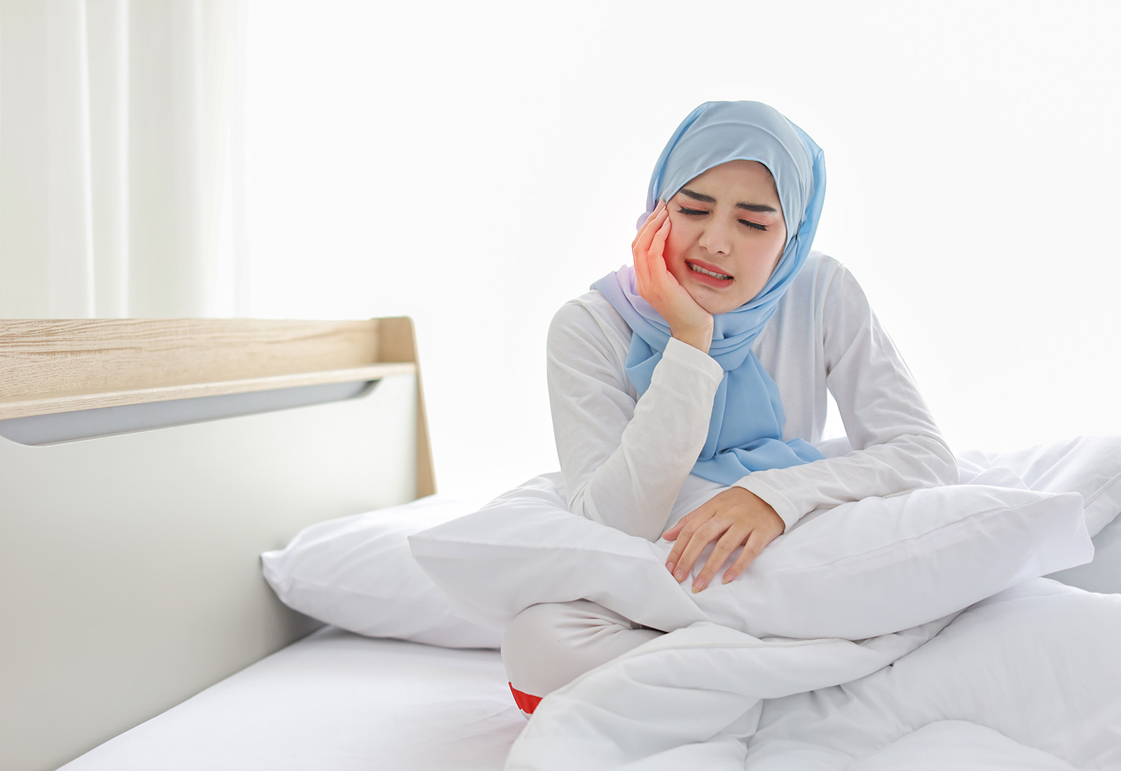 Atasi Sakit Gigi Saat Puasa dengan Cara yang Tepat agar Ibadah Tidak Batal