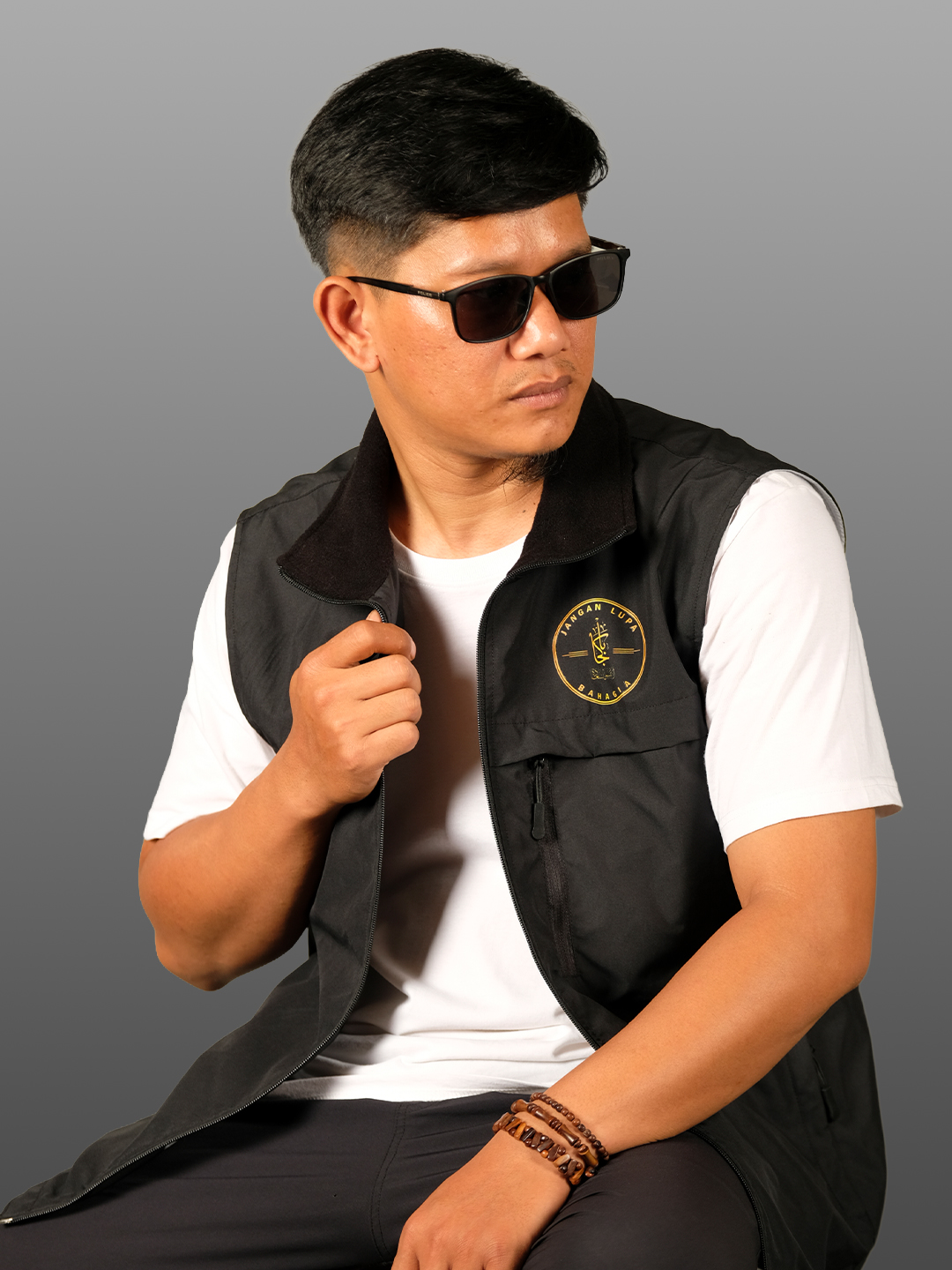 Kasaba Vest - Lookbook 4