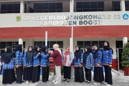 Agita Nurfianti tinjau Program Makanan Pagi Gratis di SD Bojong Koneng 03 Bogor, menyoroti gizi, keamanan pangan, dan empati bagi anak sekolah.