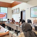 Pertemuan pengawasan implementasi UU No. 35 Tahun 2014 tentang Perlindungan Anak dipimpin oleh Anggota DPD RI Jawa Barat, Agita Nurfianti, bersama BP3AKB, UPTD PPA, dan Dinas Sosial.