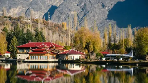 8D BALAGEZONG SHANGRILA MUSLIM